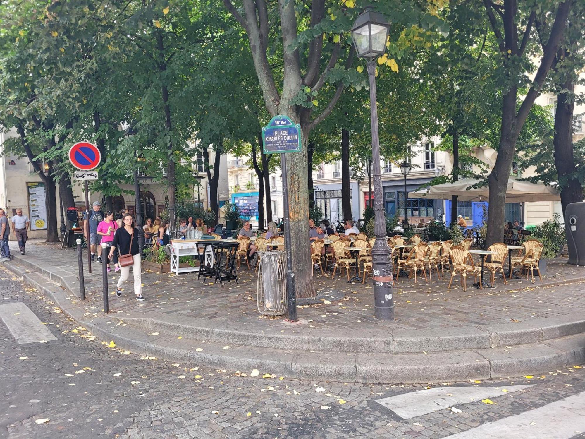 Studio Bien Equipe Au Calme A Montmartre Paříž Exteriér fotografie